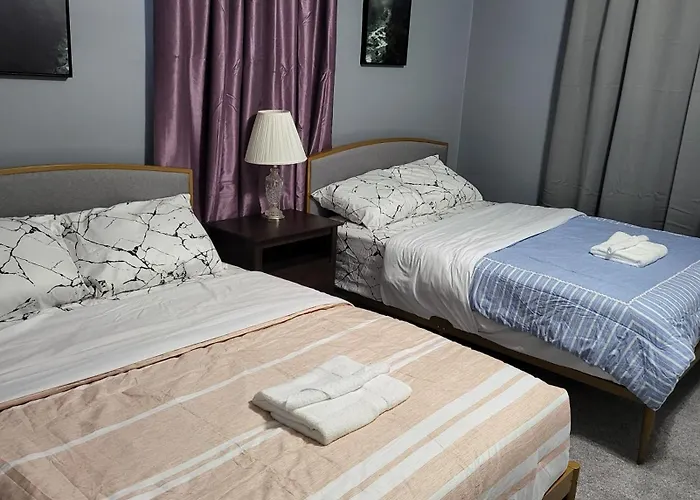 2 Bedroom With King In Columbus, Privacy Of The Whole House
